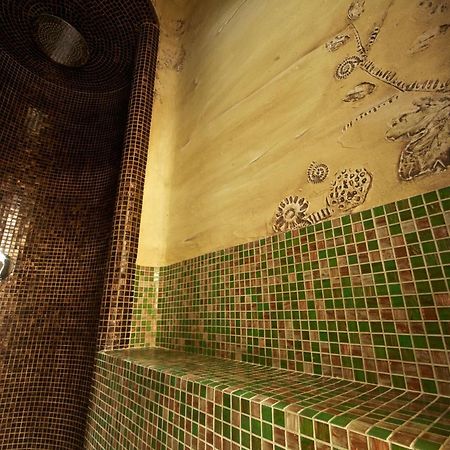 Hotel Antoni Tomaszow Lubelski Bagian luar foto