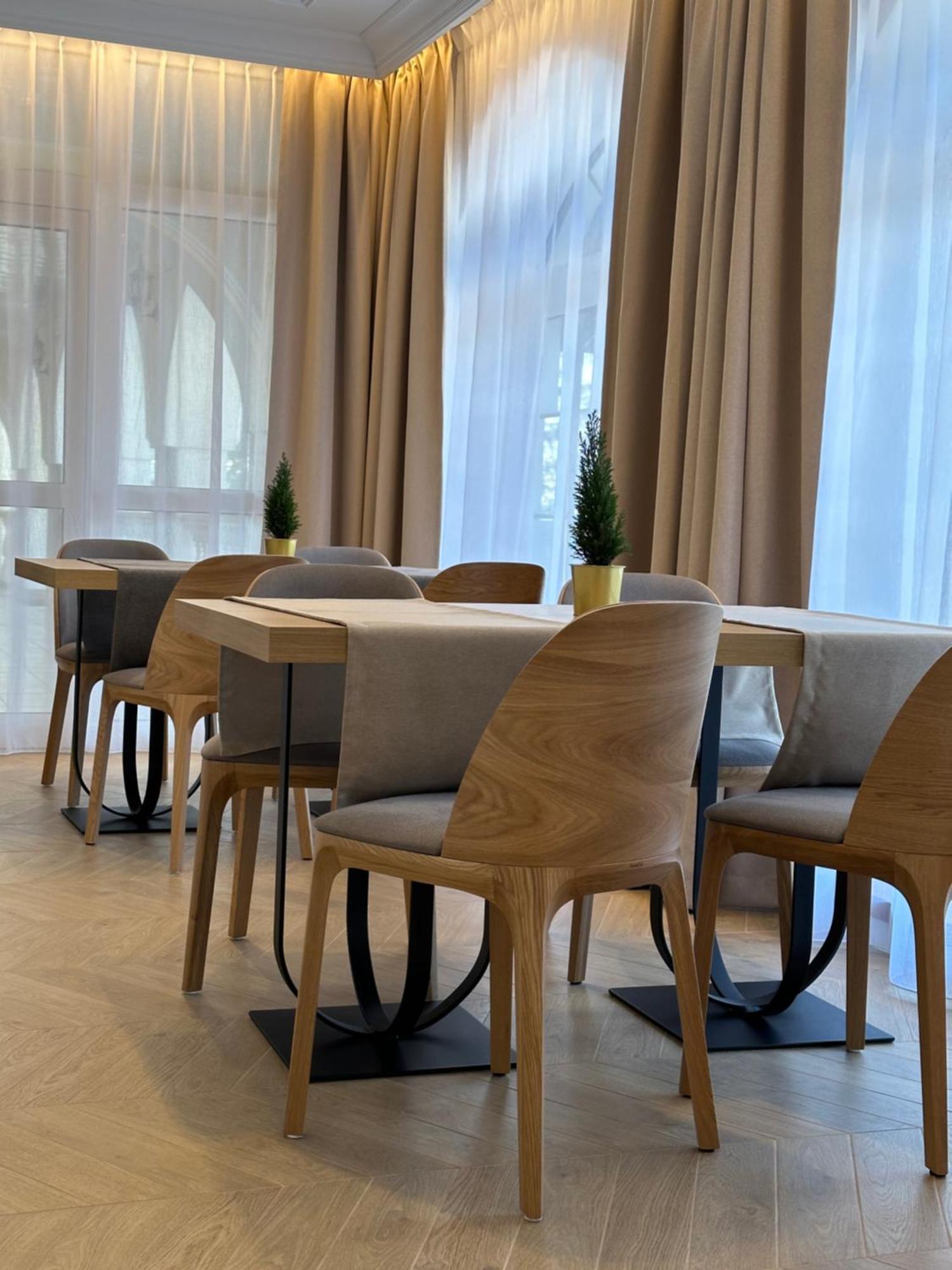 Hotel Antoni Tomaszow Lubelski Bagian luar foto